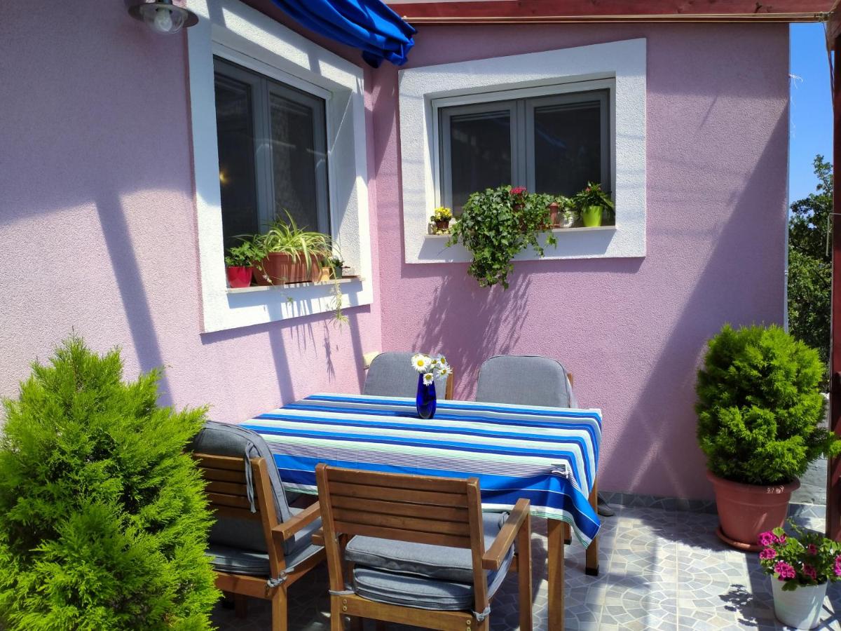 Secluded Country House With Panoramic View 9