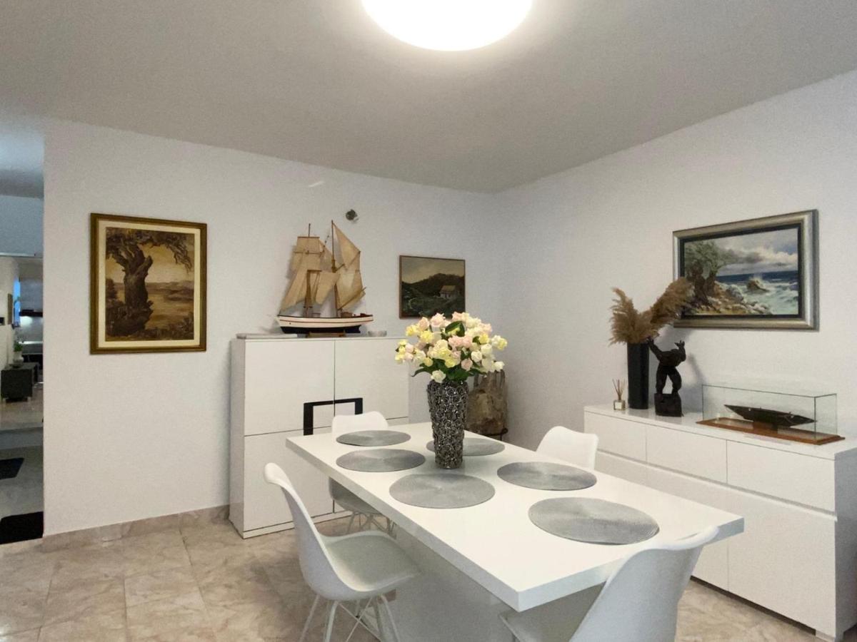Mika – Deluxe Apartment 4