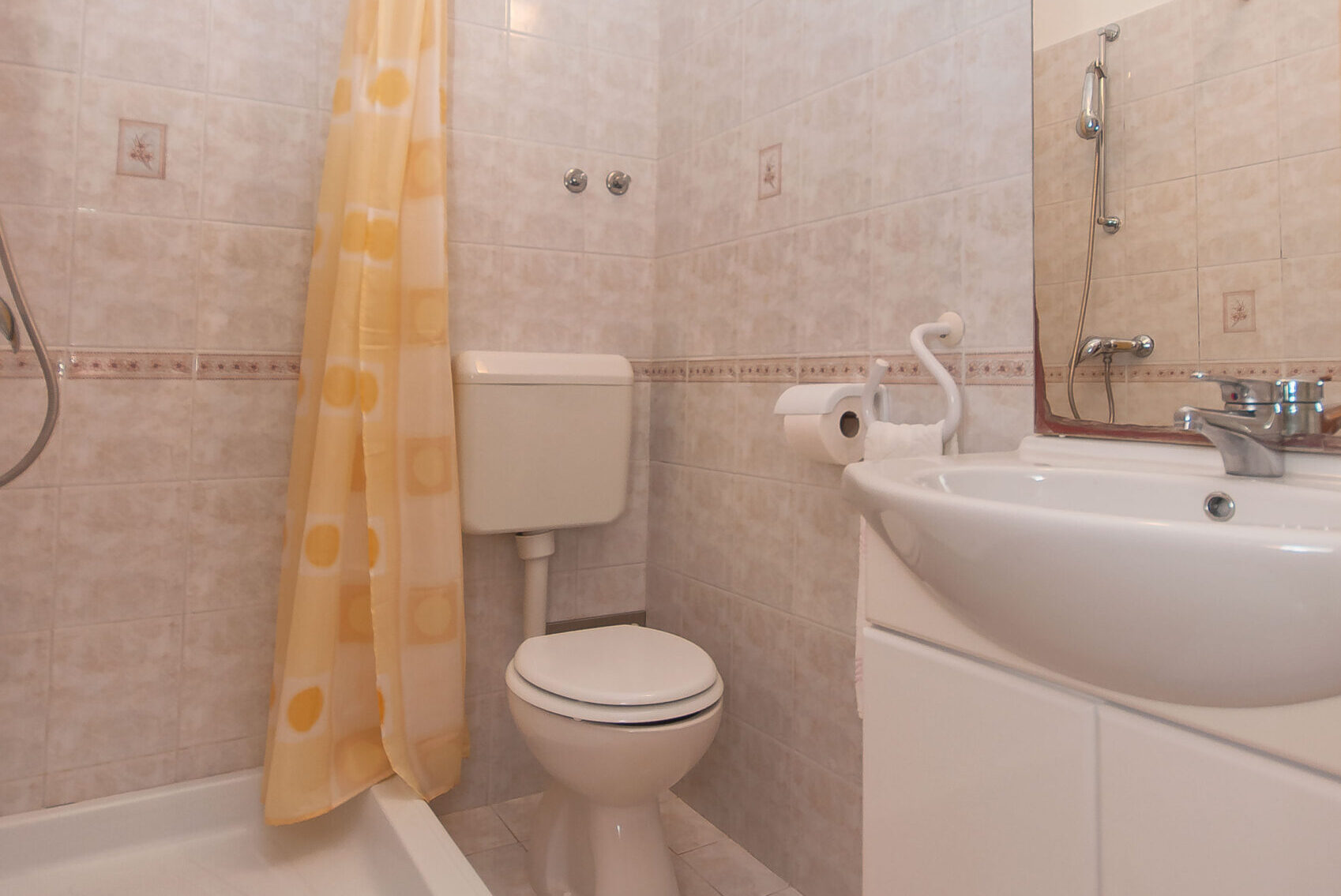 Miran Apartments Pisak With Sea View 9