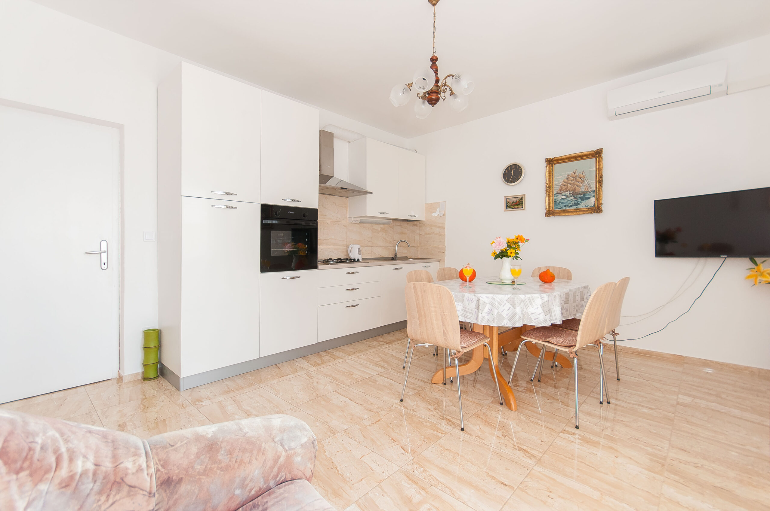 Apartments Marija Pisak – Apartment With Terrace 1
