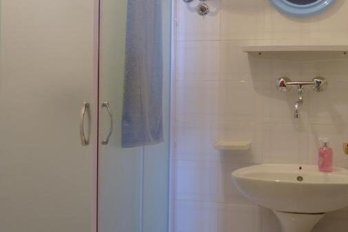 Top Floor Panorama Stanići – Apartment With Sea View 17