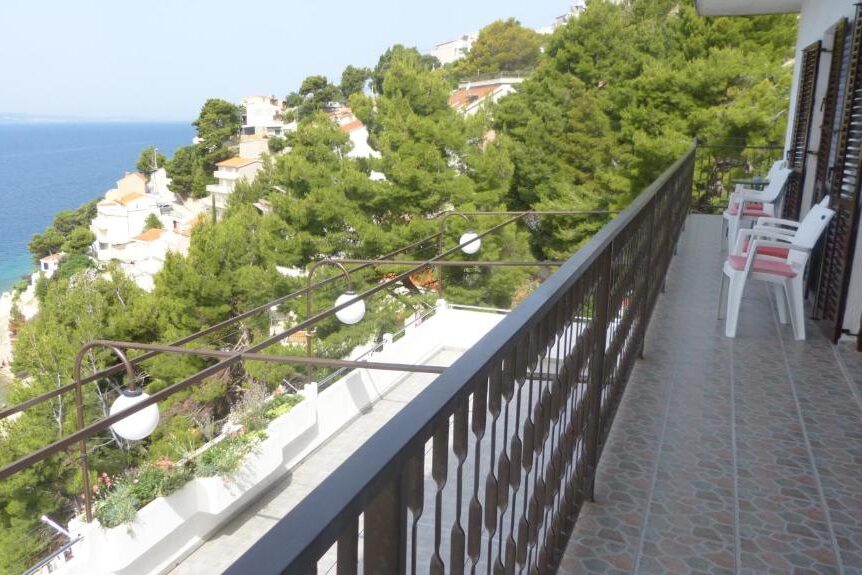 Stanići Four Bedroom Apartment 5