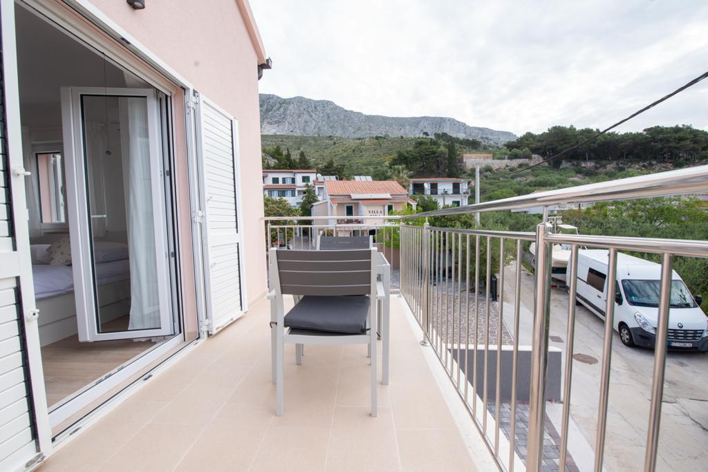 Duće Studio Apartment with Balcony 4